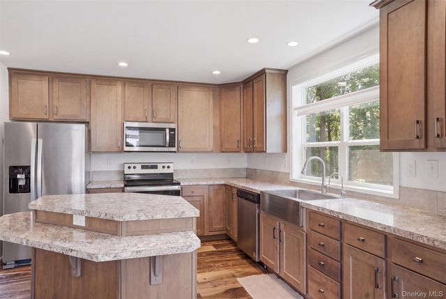 155 Metzger Road 48, Red Hook, NY 12571