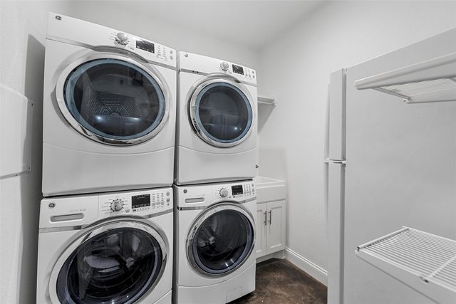 2016 S 11th Street, Waco, TX 76706