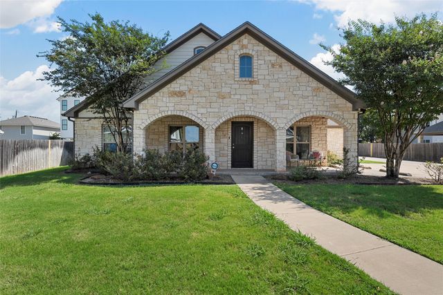 2016 S 11th Street, Waco, TX 76706