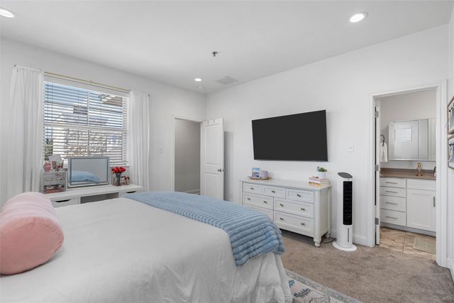 2016 S 11th Street, Waco, TX 76706