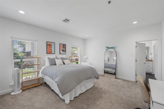 2016 S 11th Street, Waco, TX 76706