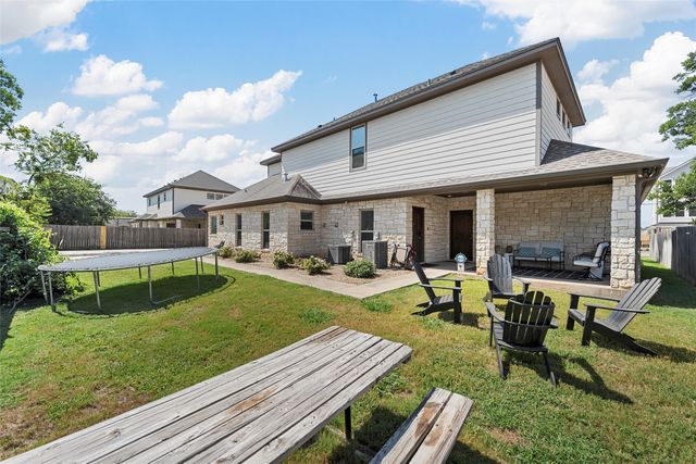 2016 S 11th Street, Waco, TX 76706