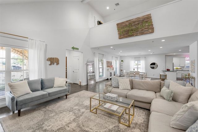 2016 S 11th Street, Waco, TX 76706