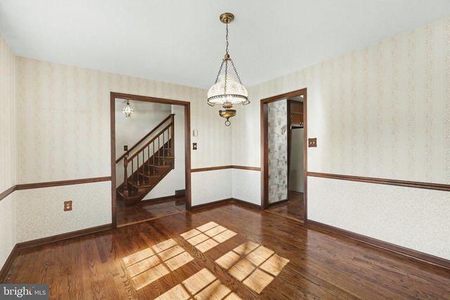 2 PLYMOUTH CIR, Hershey, PA 17033