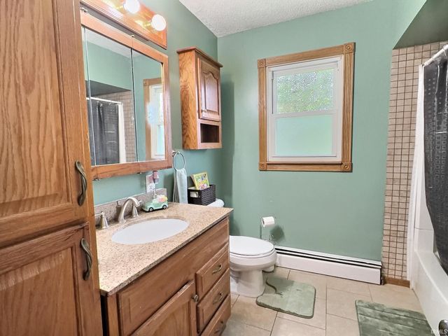 10520 W SR 32, Yorktown, IN 47396