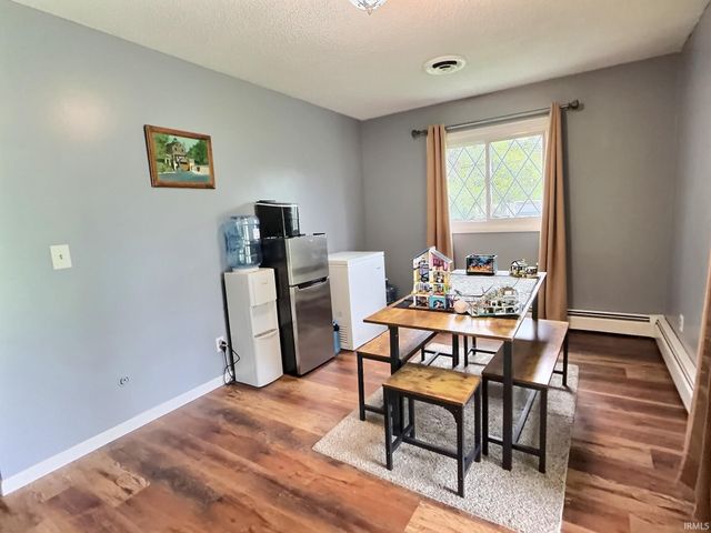 10520 W SR 32, Yorktown, IN 47396