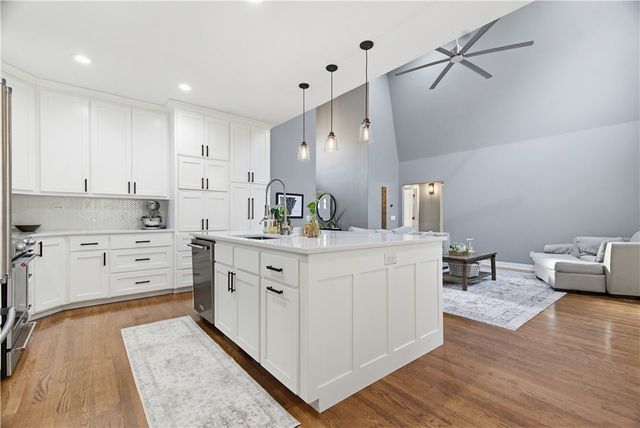 21910 Tall Timber Road, Springdale, AR 72764