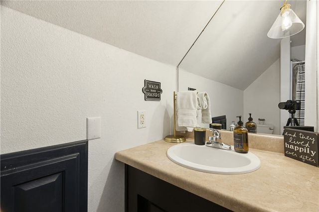 21910 Tall Timber Road, Springdale, AR 72764