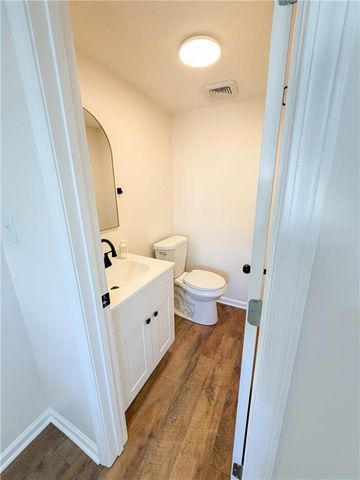 4823 NE 46th Street, Kansas City, MO 64117