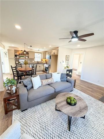 4823 NE 46th Street, Kansas City, MO 64117