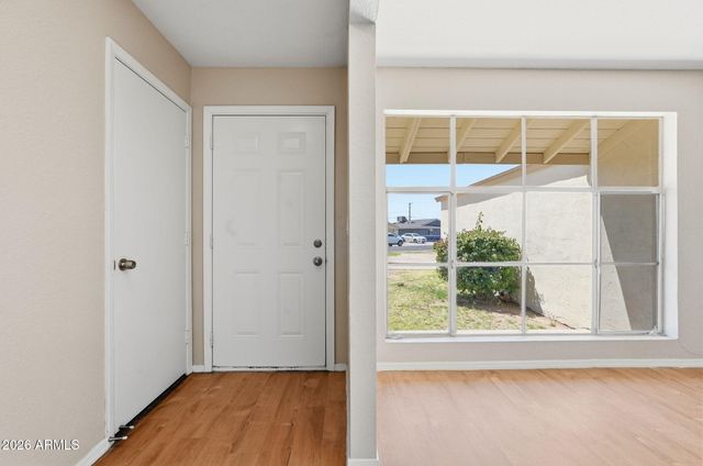 4028 W GARDENIA Avenue, Phoenix, AZ 85051