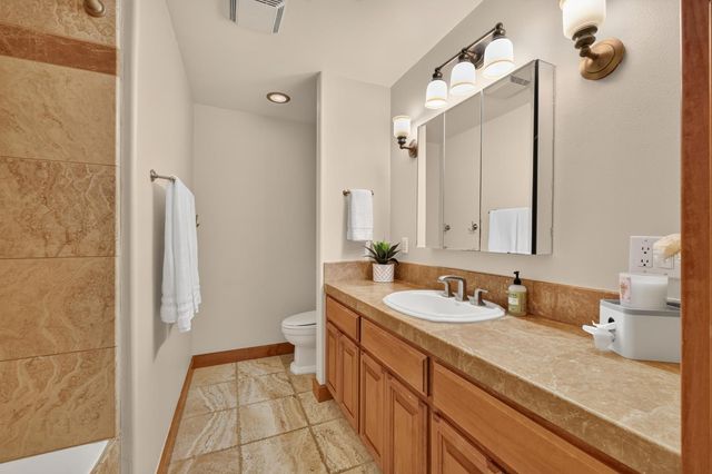 4620 Asheville Ct, Carmichael, CA 95608