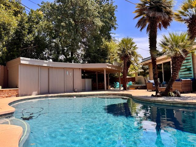 4620 Asheville Ct, Carmichael, CA 95608