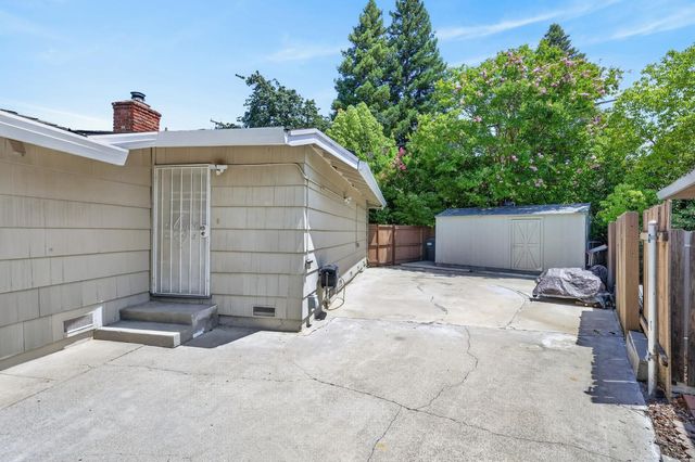 4620 Asheville Ct, Carmichael, CA 95608