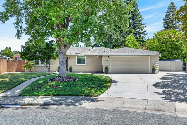 4620 Asheville Ct, Carmichael, CA 95608