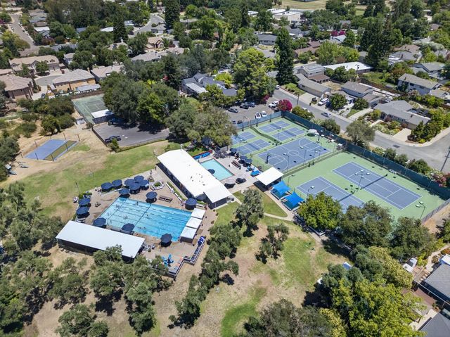 4620 Asheville Ct, Carmichael, CA 95608