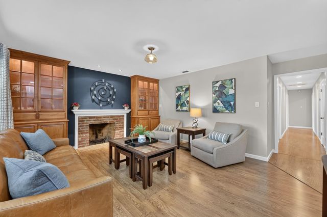 4620 Asheville Ct, Carmichael, CA 95608