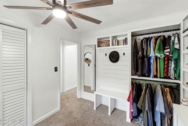 805 Adelaide Drive, Wilmington, NC 28412