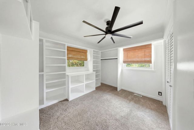805 Adelaide Drive, Wilmington, NC 28412