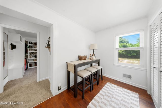 805 Adelaide Drive, Wilmington, NC 28412