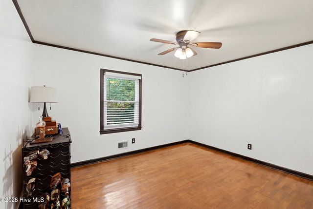 805 Adelaide Drive, Wilmington, NC 28412