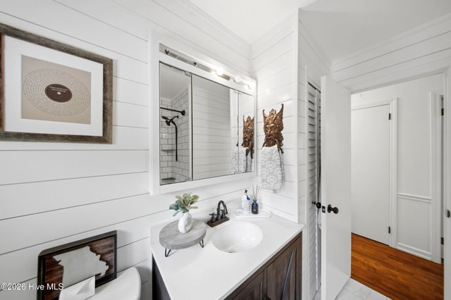 805 Adelaide Drive, Wilmington, NC 28412
