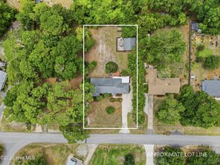 805 Adelaide Drive, Wilmington, NC 28412