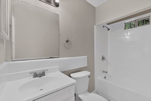 3846 Happy Canyon Drive, Dallas, TX 75241