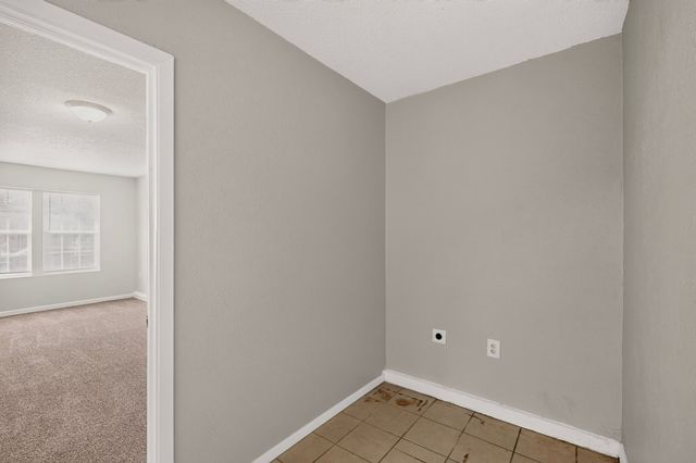 3846 Happy Canyon Drive, Dallas, TX 75241