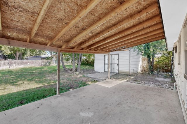 3846 Happy Canyon Drive, Dallas, TX 75241