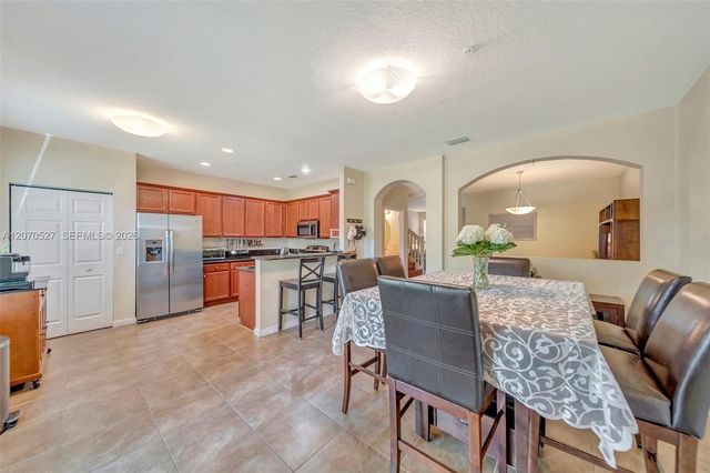 12434 NW Emerald Creek Manor, Plantation, FL 33325