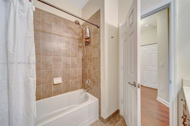 12434 NW Emerald Creek Manor, Plantation, FL 33325