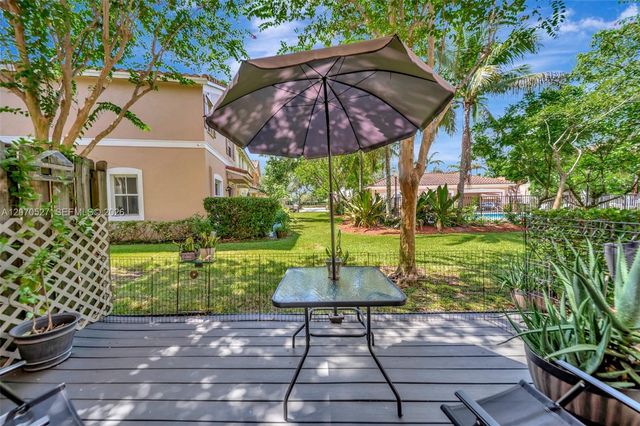 12434 NW Emerald Creek Manor, Plantation, FL 33325