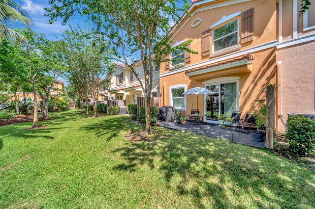 12434 NW Emerald Creek Manor, Plantation, FL 33325