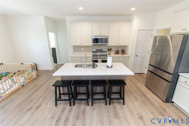 4325 Poplar Village Dr, Chester, VA 23831