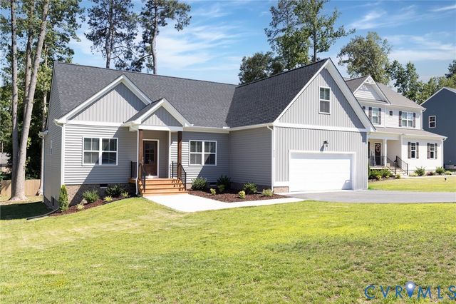4325 Poplar Village Dr, Chester, VA 23831