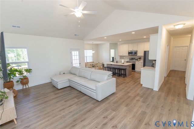 4325 Poplar Village Dr, Chester, VA 23831