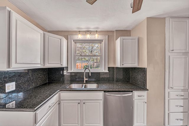 2405 Windsor AVE, Roanoke, VA 24015