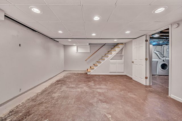 2405 Windsor AVE, Roanoke, VA 24015