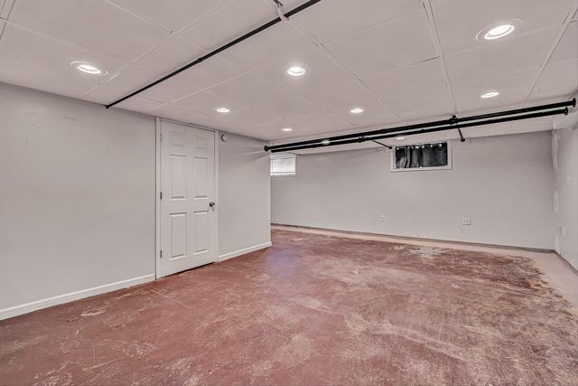 2405 Windsor AVE, Roanoke, VA 24015