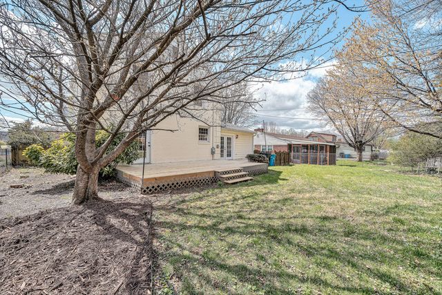 2405 Windsor AVE, Roanoke, VA 24015