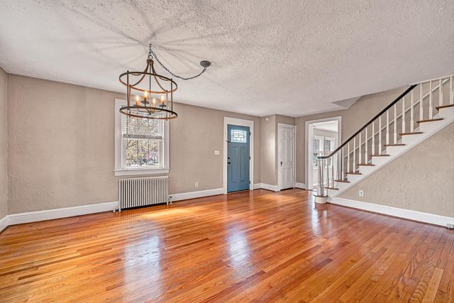 2405 Windsor AVE, Roanoke, VA 24015