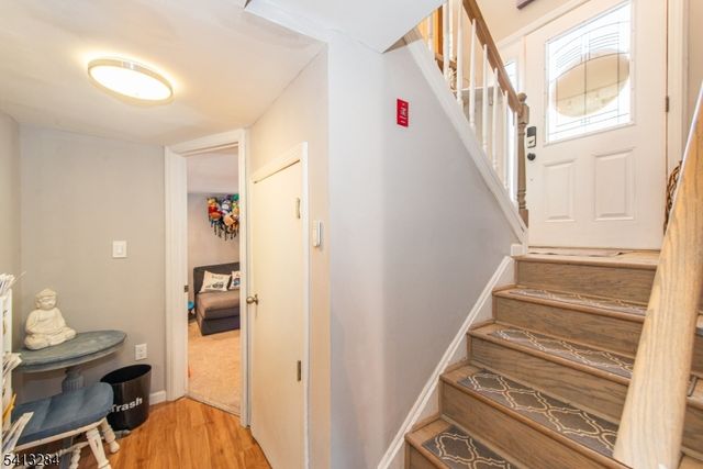 46 Vail Dr, Hampton Twp., NJ 07860