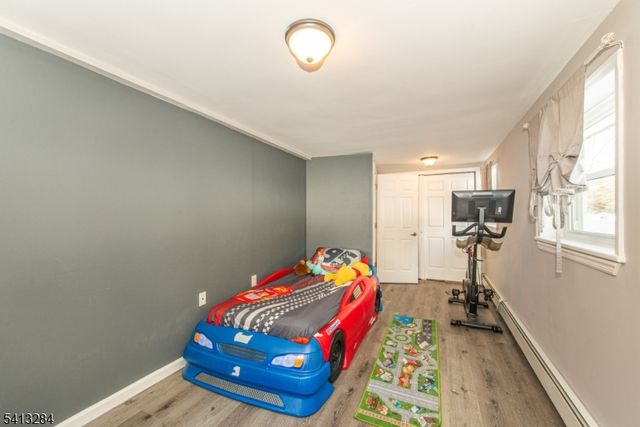 46 Vail Dr, Hampton Twp., NJ 07860