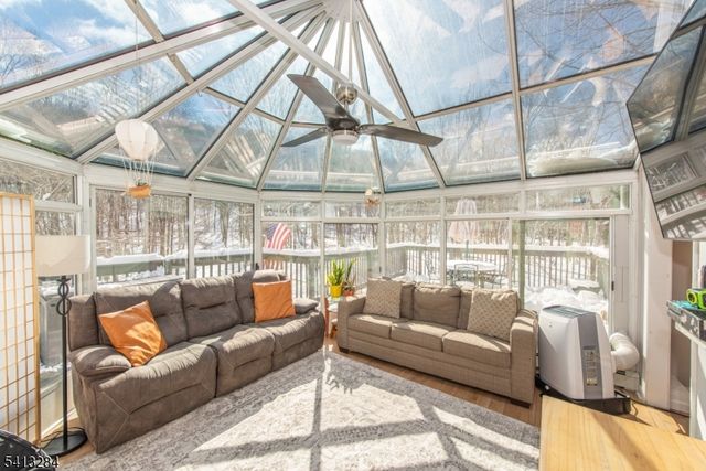 46 Vail Dr, Hampton Twp., NJ 07860