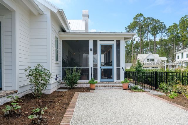 119 Hunting Lodge Rd, Bluffton, SC 29910
