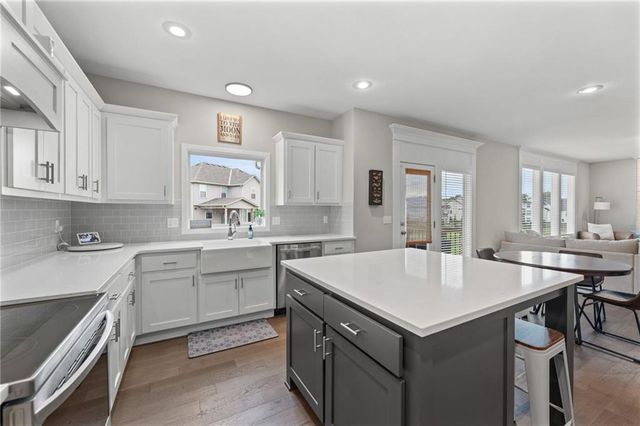 5837 Belmont Drive, Shawnee, KS 66226