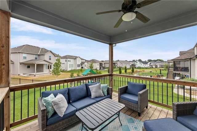 5837 Belmont Drive, Shawnee, KS 66226