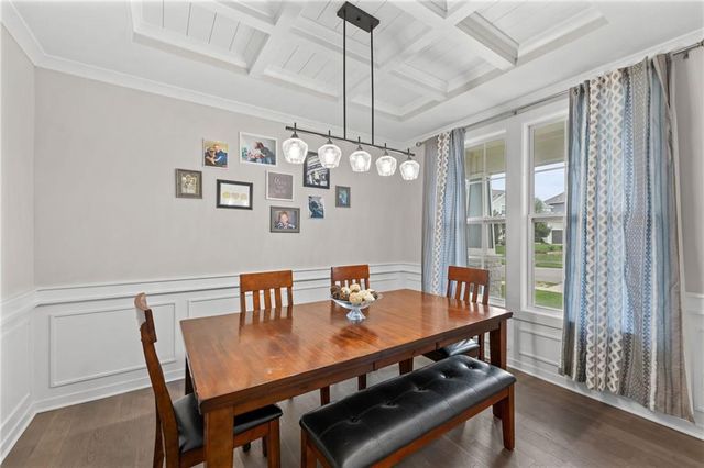 5837 Belmont Drive, Shawnee, KS 66226