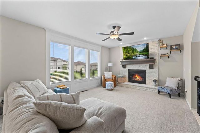 5837 Belmont Drive, Shawnee, KS 66226